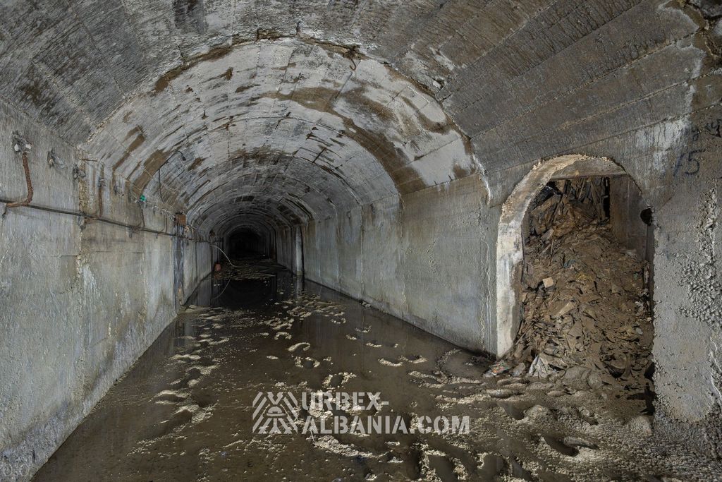 Búnker de mando del distrito de Fier