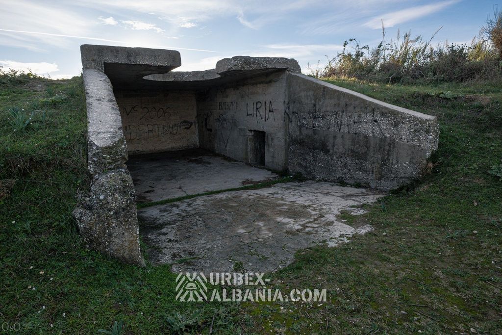 Postazione di Difesa Aerea F-NS con Bunker