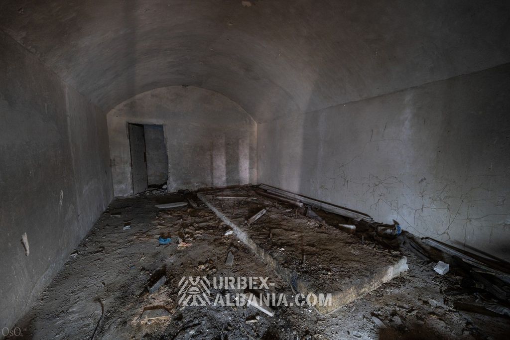 Bunker di comando del distretto di Vlora