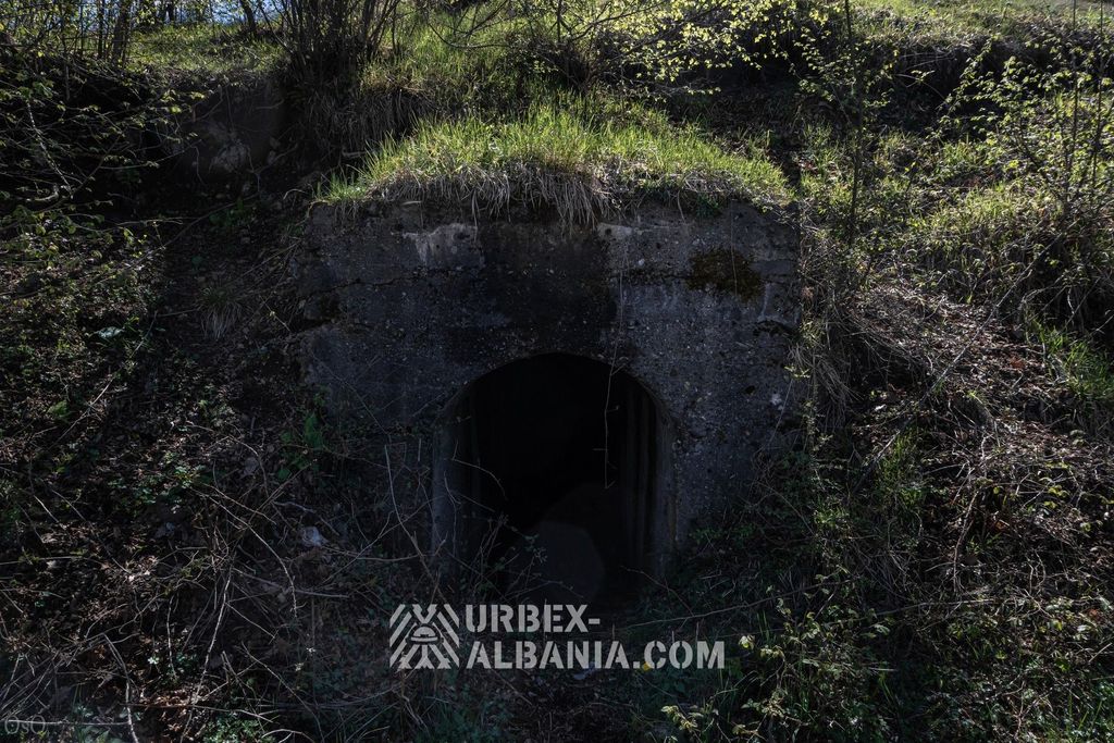 Rifugio antiaereo di tipo tunnel a Puka