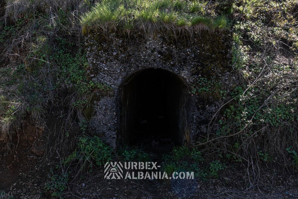 Rifugio antiaereo di tipo tunnel a Puka