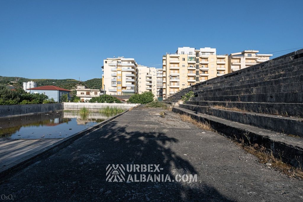 Piscina Pública de la Época Comunista