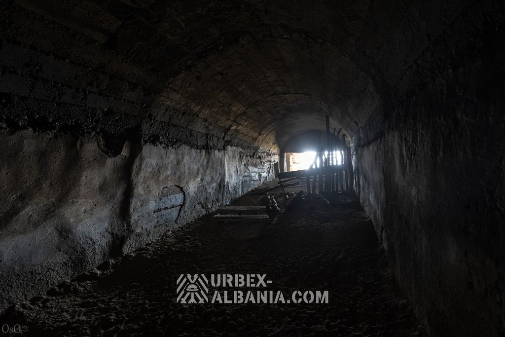 Pobřežní Dělostřelecké Bunkry D-IF s Tunely