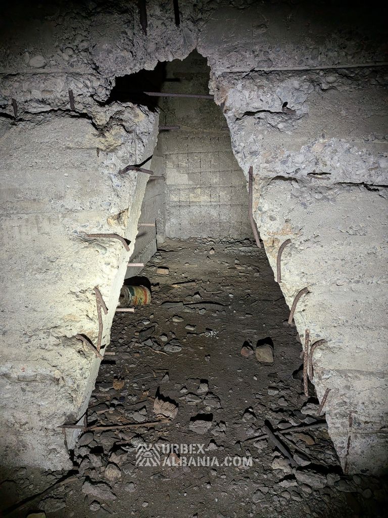 Velitelský bunker Lushnjského okresu