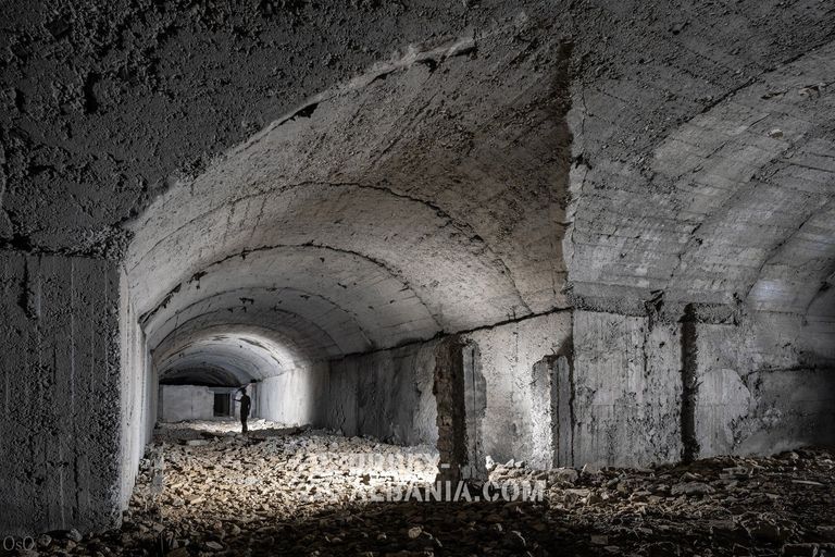 Enormi Bunker Incompiuti