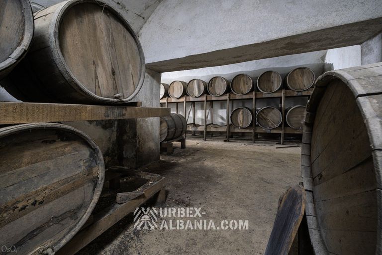 Bodega de vino en un búnker de almacenamiento