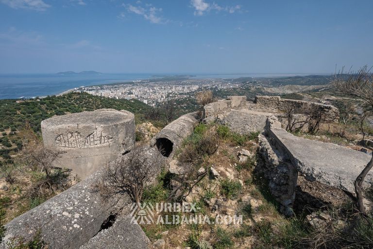 Postazione di Difesa Aerea V-UR con un Bunker