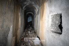 Immenses Bunkers Inachevés