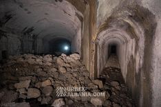 Immenses Bunkers Inachevés