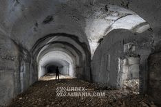 Immenses Bunkers Inachevés