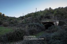 Base de Chars avec Garages Souterrains L