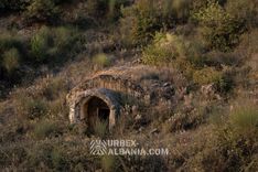 Base de Chars avec Garages Souterrains L