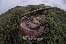 Base de Tanques con Garajes Subterráneos F