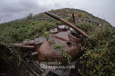 Base de Tanques con Garajes Subterráneos F