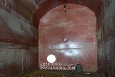 Lagerhangars und unterirdisches Kraftstoffdepot