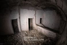 Bunkers d'Artillerie L-EA avec Tunnels