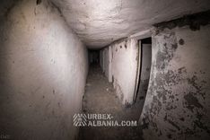 Bunkers d'Artillerie L-EA avec Tunnels