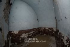 Bunkers d'Artillerie L-EA avec Tunnels