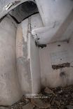 Bunker D-ZQ con Grandi Porte e Postazioni d'Artiglieria