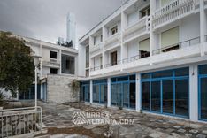 City Hotel in Modernist Style V-N