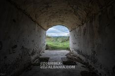 Bunkers d'Artillerie F-JZ avec Tunnels