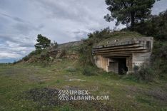 Bunkers d'Artillerie F-JZ avec Tunnels