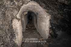 Abri antiaérien de type tunnel à Puka