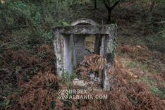 Ancienne Base Militaire avec Plusieurs Tunnels et Bunkers T-T