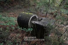 Ancienne Base Militaire avec Plusieurs Tunnels et Bunkers T-T