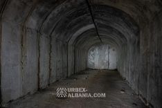 Ancienne Base Militaire avec Plusieurs Tunnels et Bunkers T-T