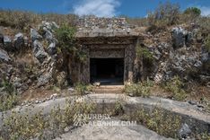 Búnkeres de Artillería Costera V-WW con Túneles bajo el Castillo