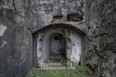 Radio Communications Bunker T-QR
