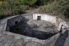 Küstenartilleriestellung mit Tunneln