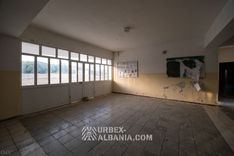 Scuola Abbandonata nel Villaggio D-KS