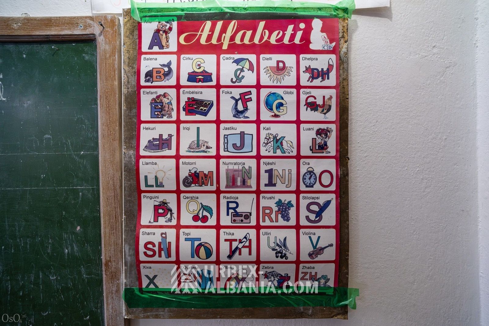 Scuola Abbandonata nel Villaggio D-KS
