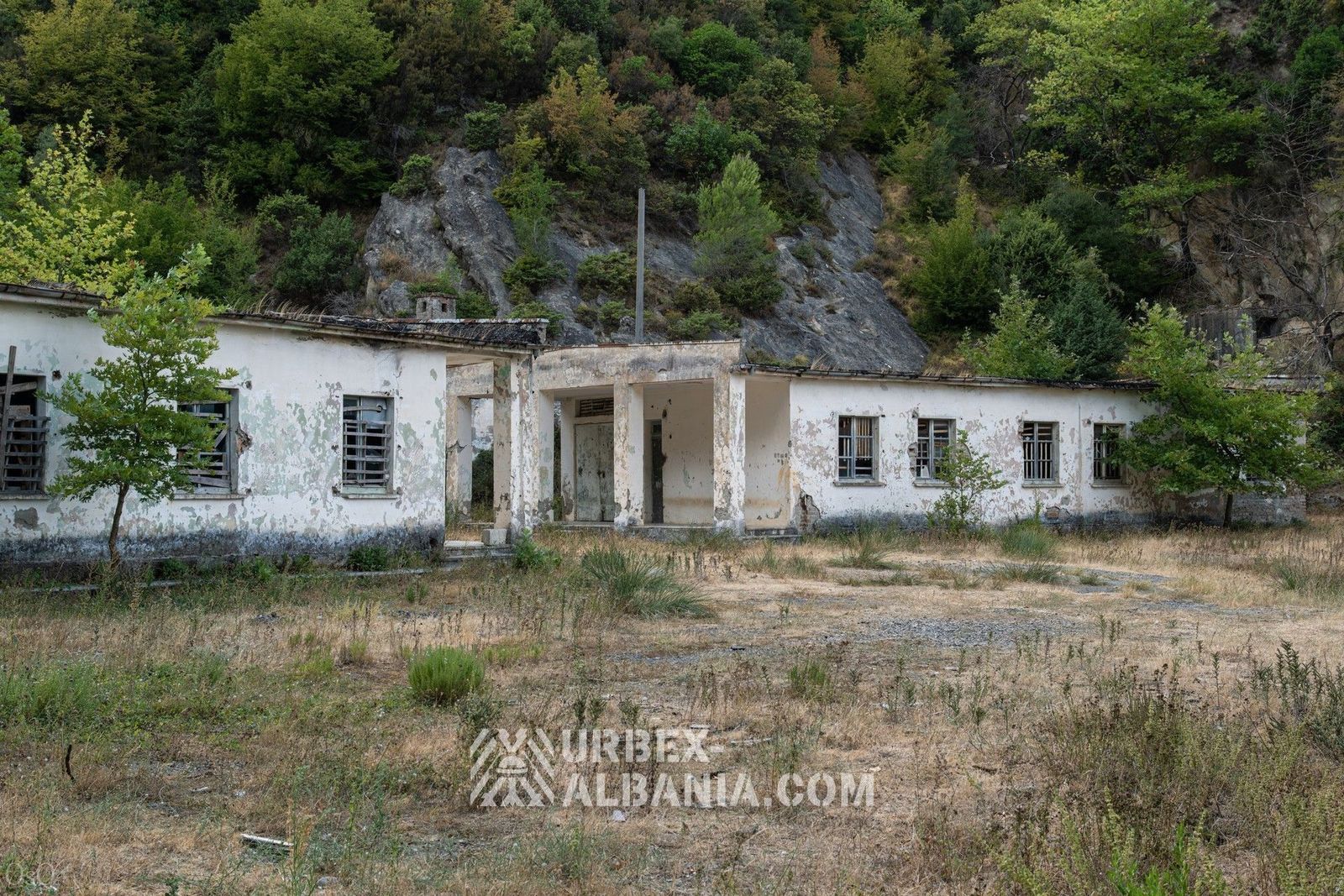 Ancien bunker du commandement de l'armée