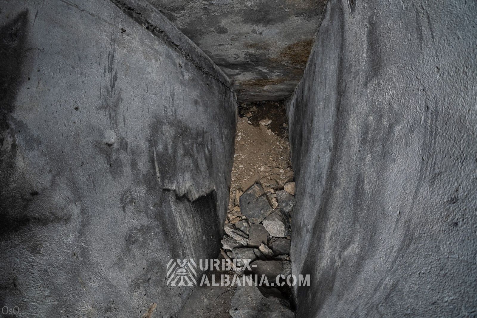 Position de Défense Aérienne S-IZ avec un Bunker, un Tunnel Circulaire et des Casemates