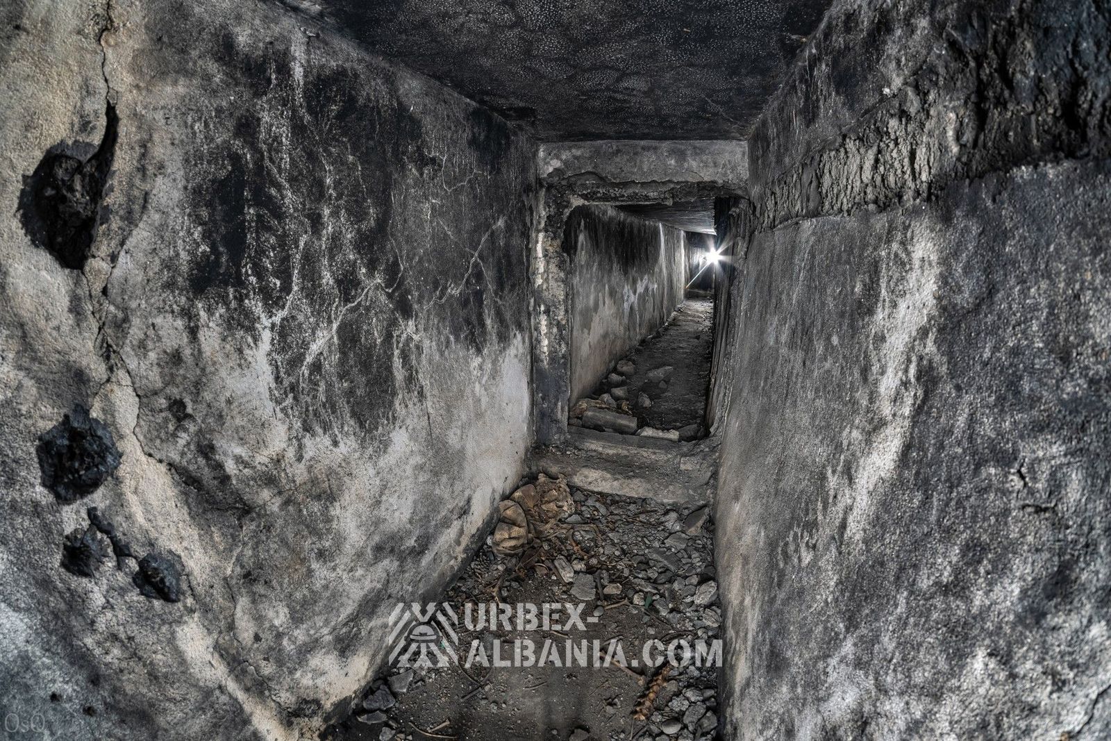 Position de Défense Aérienne S-IZ avec un Bunker, un Tunnel Circulaire et des Casemates