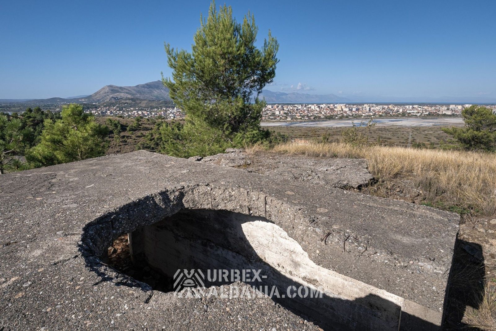 Position de Défense Aérienne S-IZ avec un Bunker, un Tunnel Circulaire et des Casemates