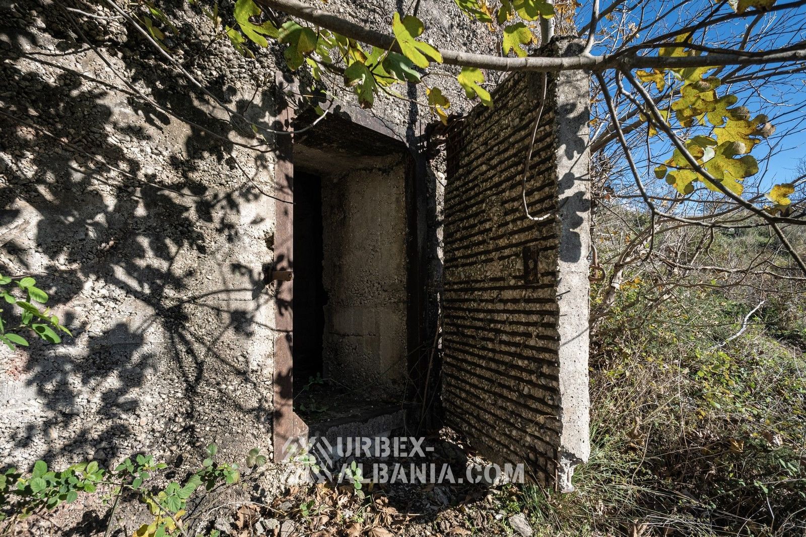 Baza e Tankeve me Garazhe Nëntokësore G