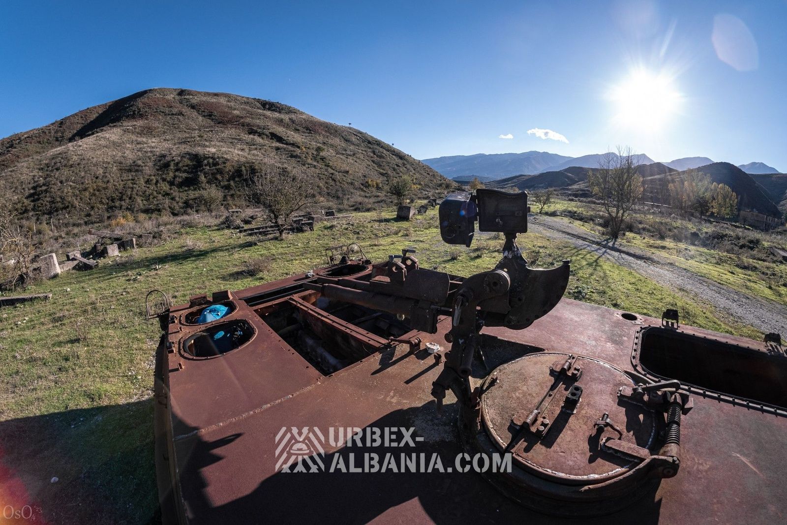 Baza e Tankeve me Garazhe Nëntokësore G
