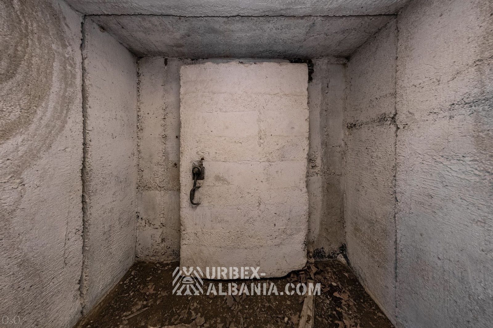Baza e Tankeve me Garazhe Nëntokësore G