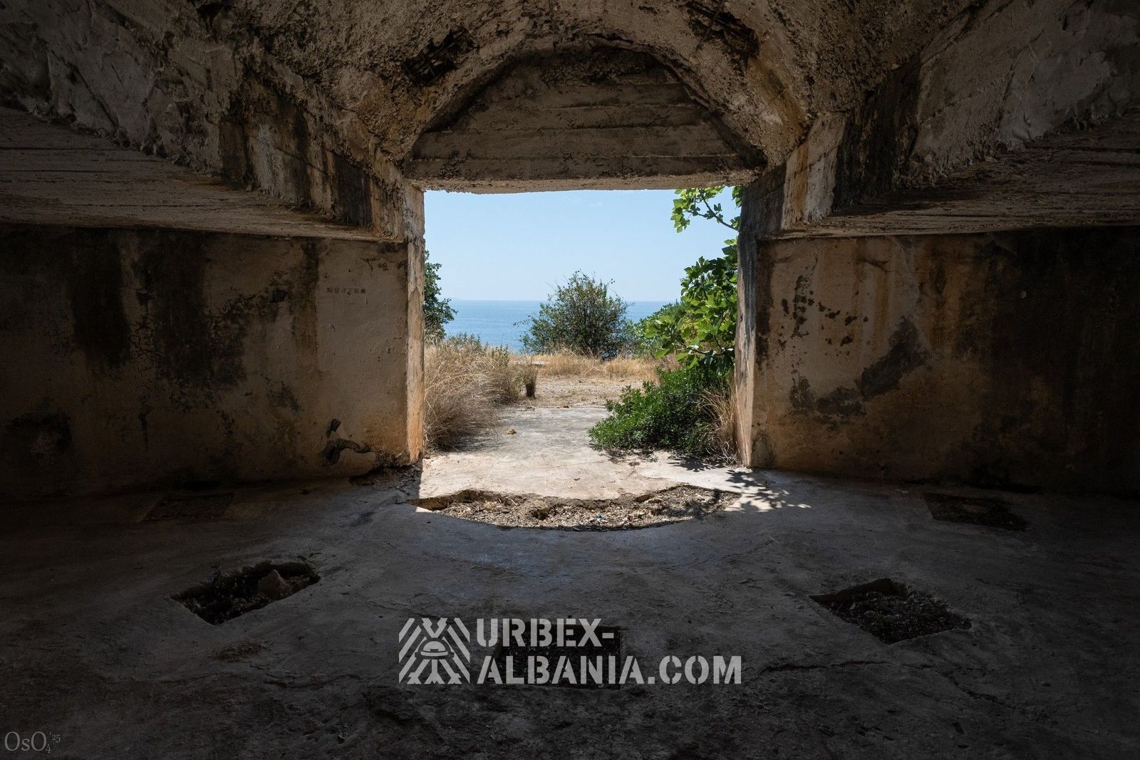 Coastal Artillery Bunkers V-LO