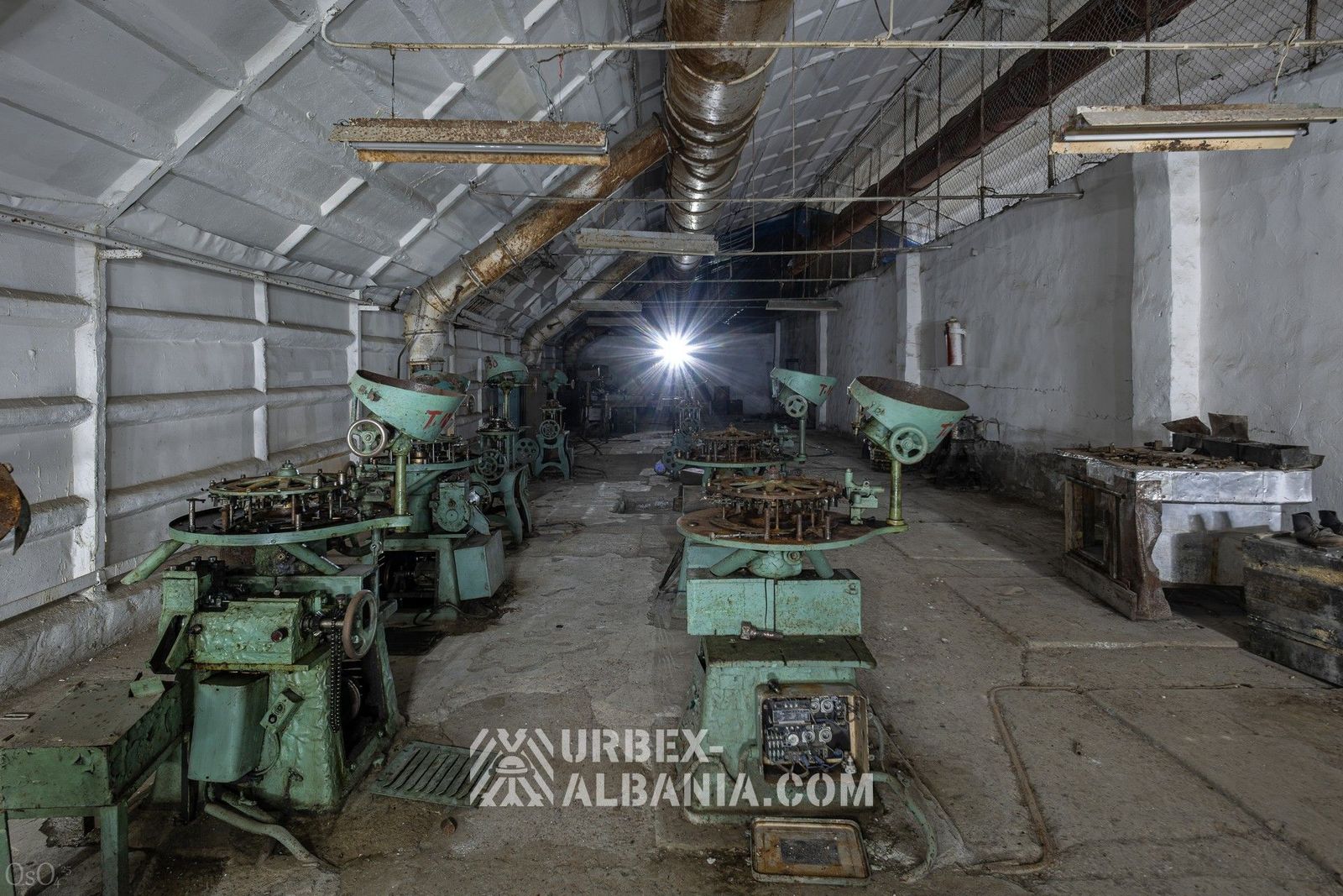Unterirdische mechanische Munitionsfabrik