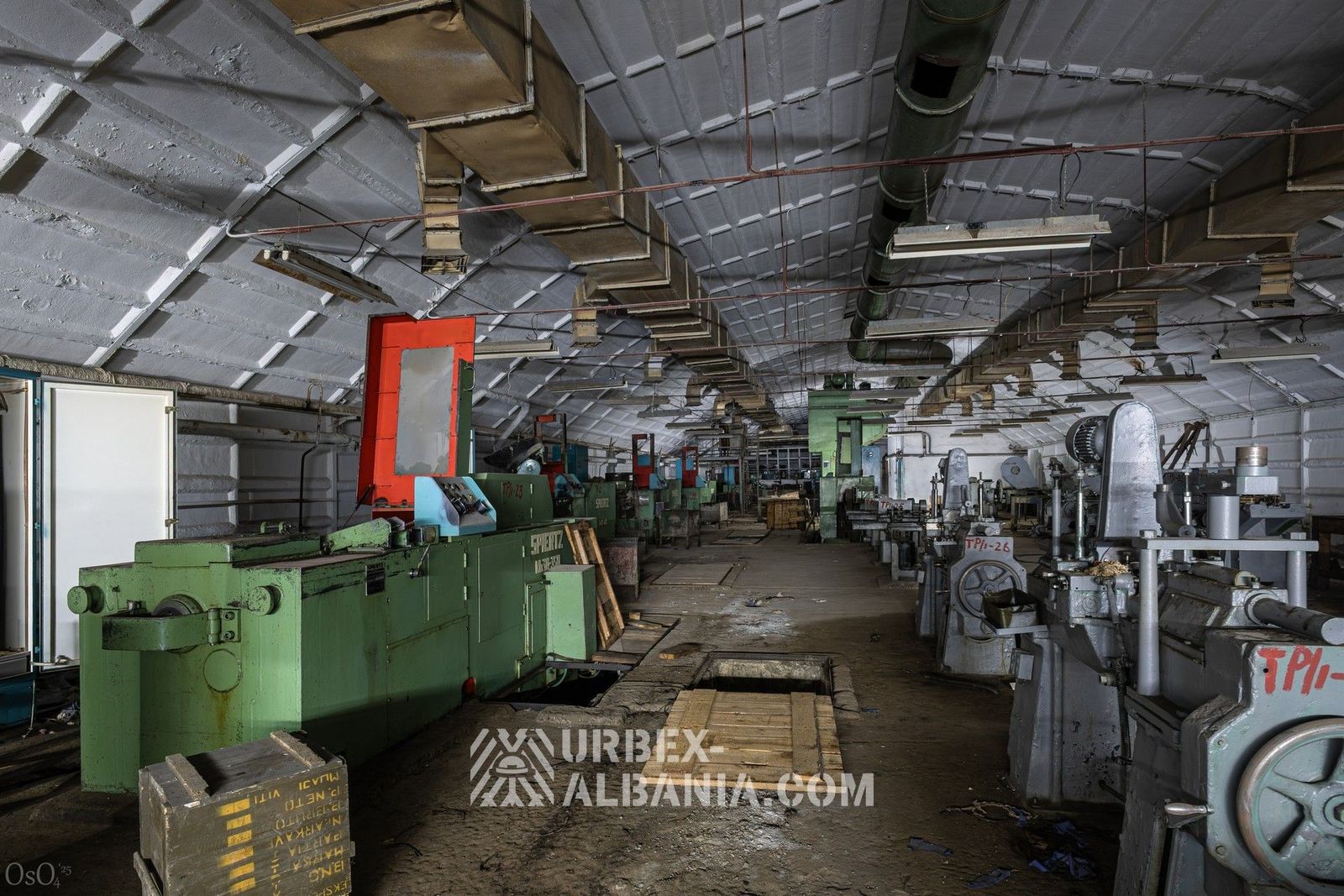 Unterirdische mechanische Munitionsfabrik
