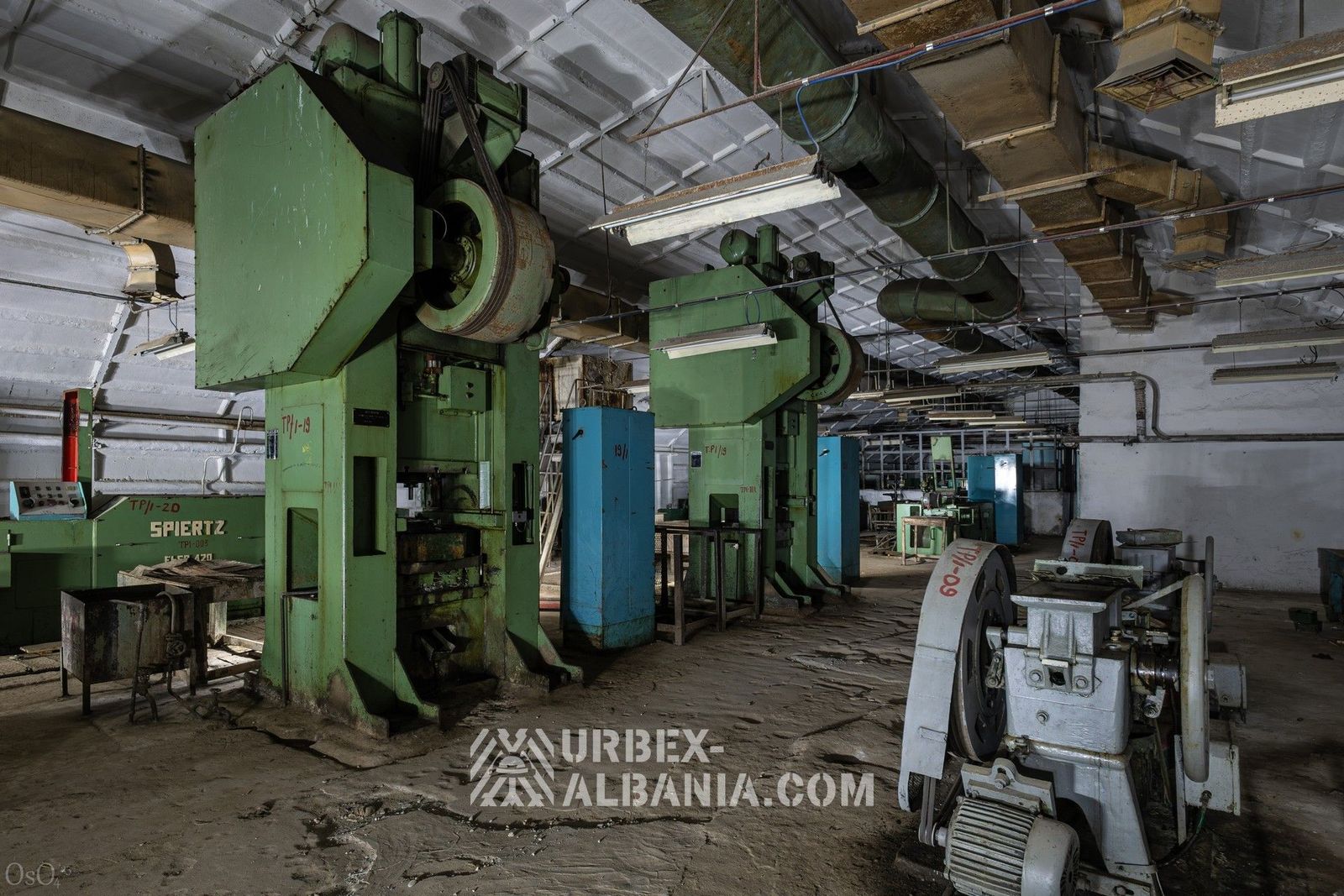 Unterirdische mechanische Munitionsfabrik