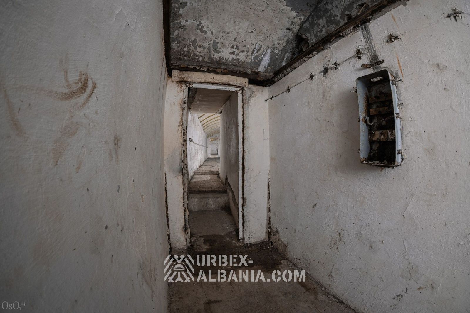 Ancien bunker du commandement de l'armée