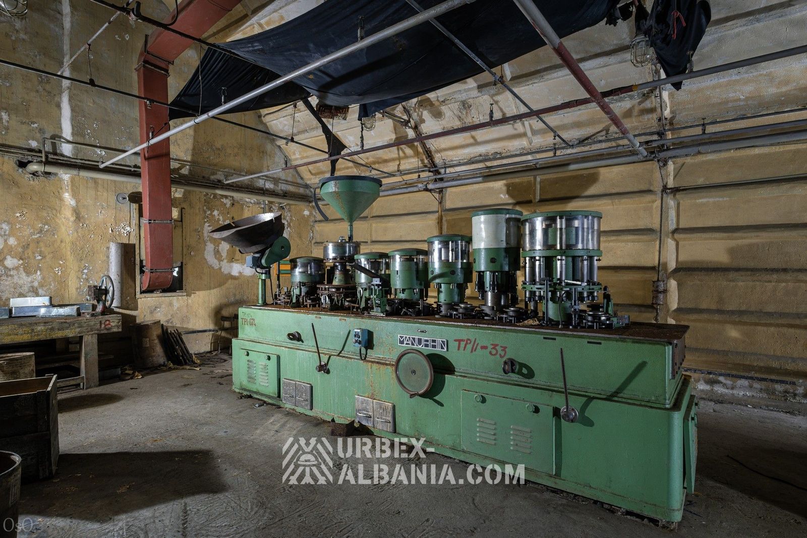 Unterirdische mechanische Munitionsfabrik