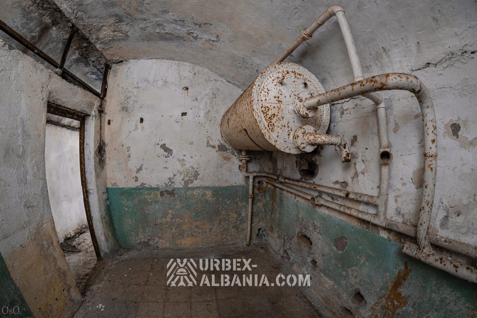 Ancien bunker du commandement de l'armée