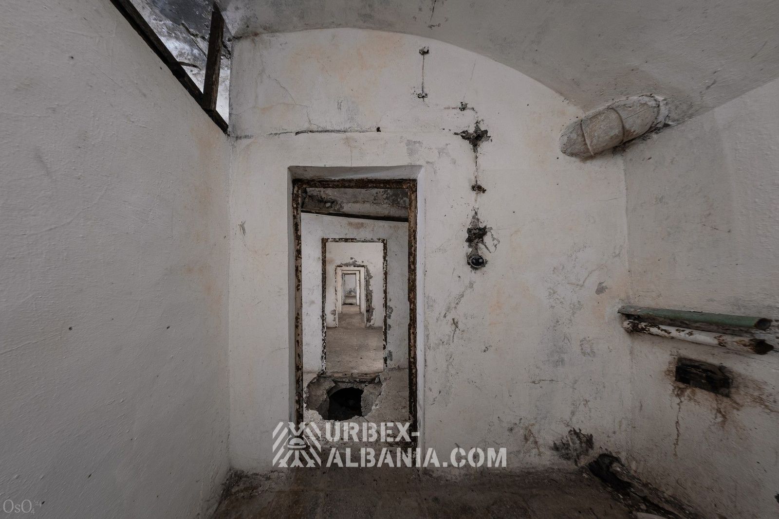 Ancien bunker du commandement de l'armée